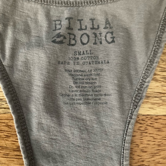 Billabong & Rip Curl | Tank Top Bundle - Picture 13 of 16